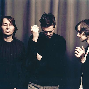 To Rococo Rot photo provided by Last.fm