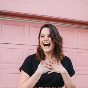 Savannah Locke 的头像