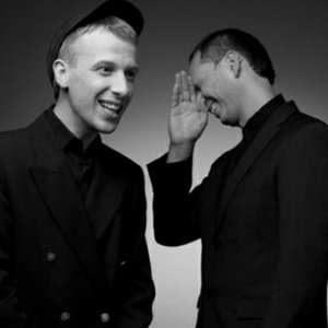 Mario Basanov & Vidis feat. Ernesto 的头像