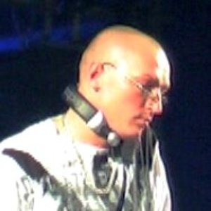 Baby raw 的头像