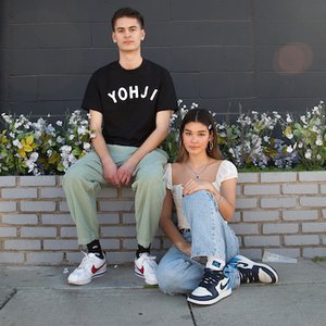 Ant Saunders, Audrey Mika 的头像