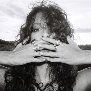 Cover Heidi Curtis – UNDONE