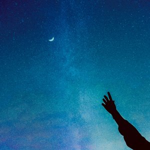 Dreaming of the Stars - Single