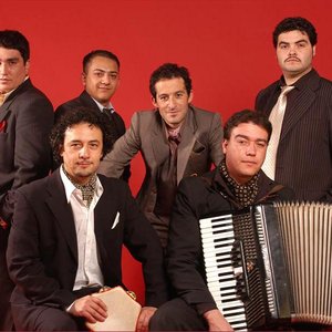 Los Tricolores con Daniel Muñoz 的头像