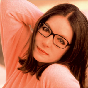 Nana Mouskouri photo provided by Last.fm