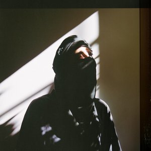 boşluğa.doğru.donuk.derin.dikizler//haram.pt.II.B4D - EP