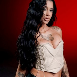 Azzy 的头像