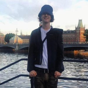 Bladee 的头像