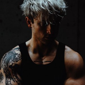 Elijah 的头像