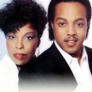 Peabo Bryson And Roberta Flack のアバター