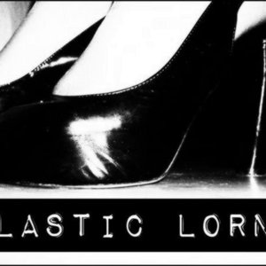 Plastic Lorna