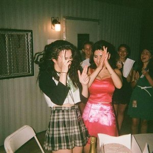 Marina and the Diamonds & Charli XCX のアバター