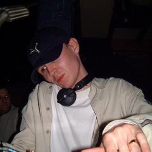 DJ Guenot 的头像