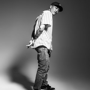 B-Free 的头像
