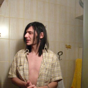 Alex Scout 的头像