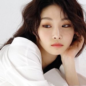 Image pour 'Chungha'