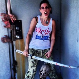 Molly Gruesome 的头像