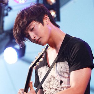 Avatar for Jinwoon (2AM)