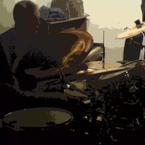 Dan Wilson Mark Huggett Project 的头像