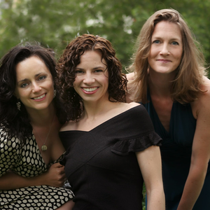 Red Molly photo provided by Last.fm