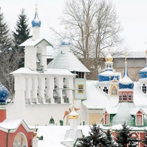 'Псково-Печерский монастырь'の画像