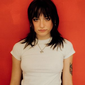 Chloe Lilac 的头像