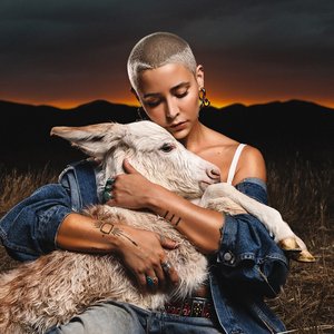 CeCe için avatar