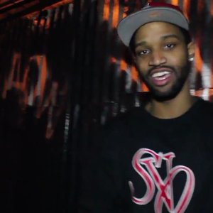Aaron Summers 的头像