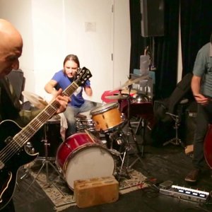 James Ilgenfritz &  Elliott Sharp 的头像