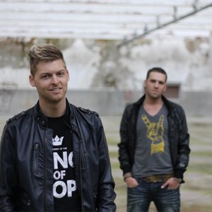 Mike & Colin 的头像