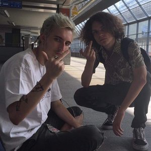 Аватар для mlodyskiny x schafter