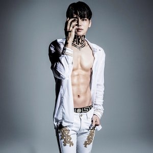 강인수 的头像