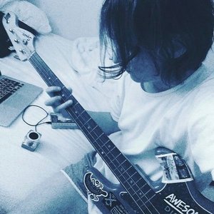 Nik Hb 的头像