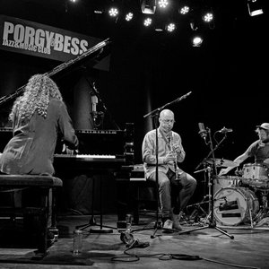 Sylvie Courvoisier, Ned Rothenberg, Julian Sartorius 的头像