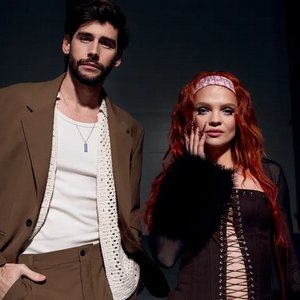 Margaret & Alvaro Soler 的头像