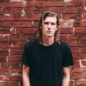 Sam Reuscher 的头像