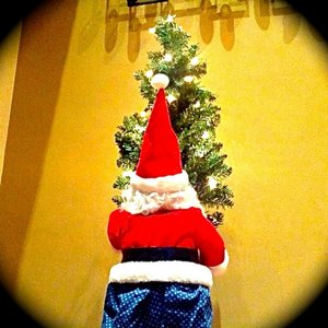 How Santa Lost His Pants