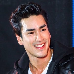ณเดชน์ คูกิมิยะ 的头像