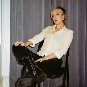 Ms Ray 的头像
