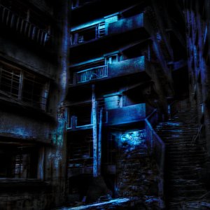 苦​​​難​​​之​​​城
