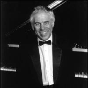 Lincoln Mayorga photo provided by Last.fm