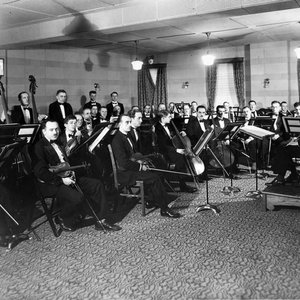 Jack Denny And His Orchestra 的头像