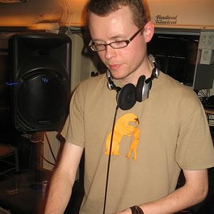 DJ M 的头像