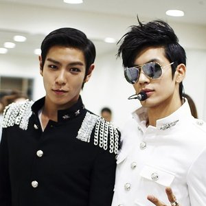 Avatar for SE7EN feat. T.O.P (www.primemusic.ru)