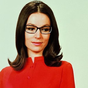 Nana Mouskouri 的头像