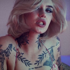 Ängie 的头像