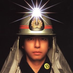 少年B