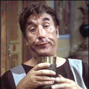 Frankie Howerd photo provided by Last.fm