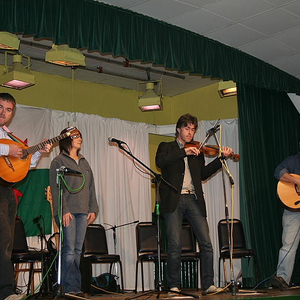 Pigyn Clust photo provided by Last.fm