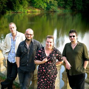 Loretta & the Bad Kings 的头像